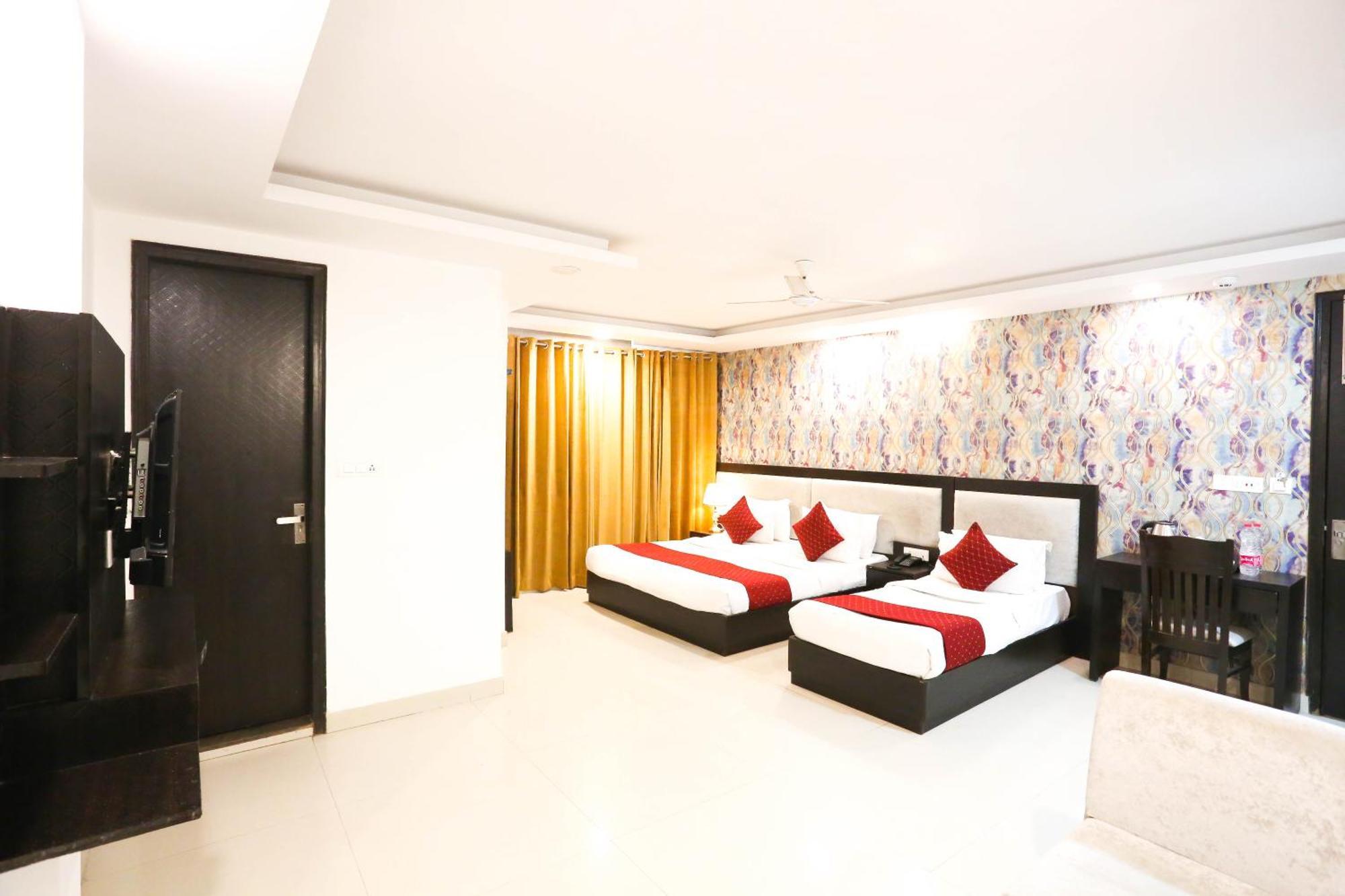 Hotel Aashiyana 뉴델리 외부 사진