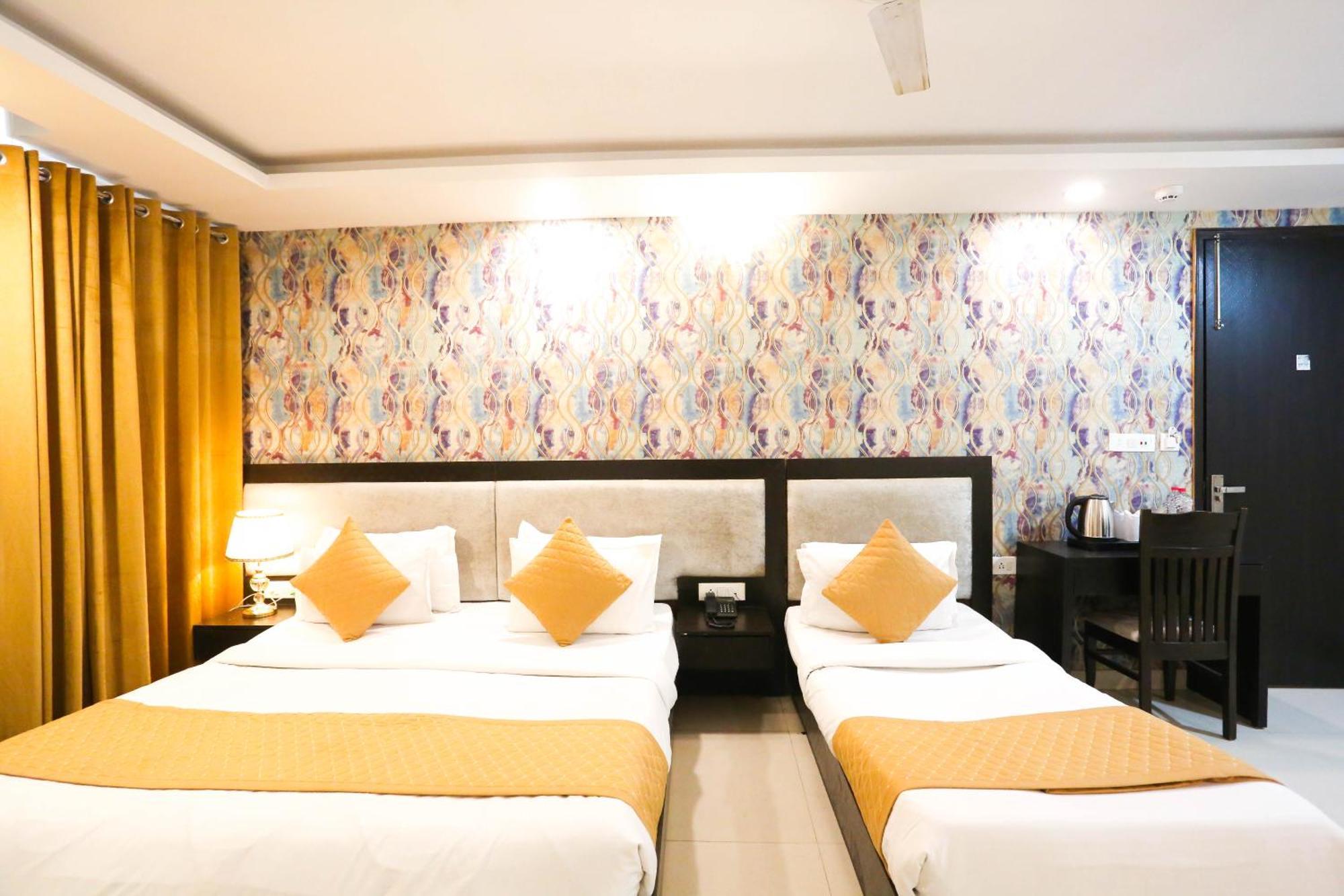 Hotel Aashiyana 뉴델리 외부 사진
