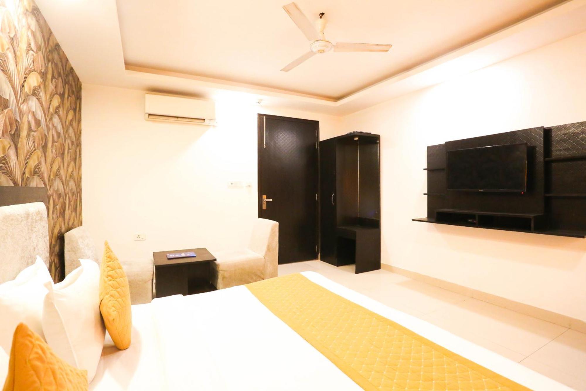 Hotel Aashiyana 뉴델리 외부 사진