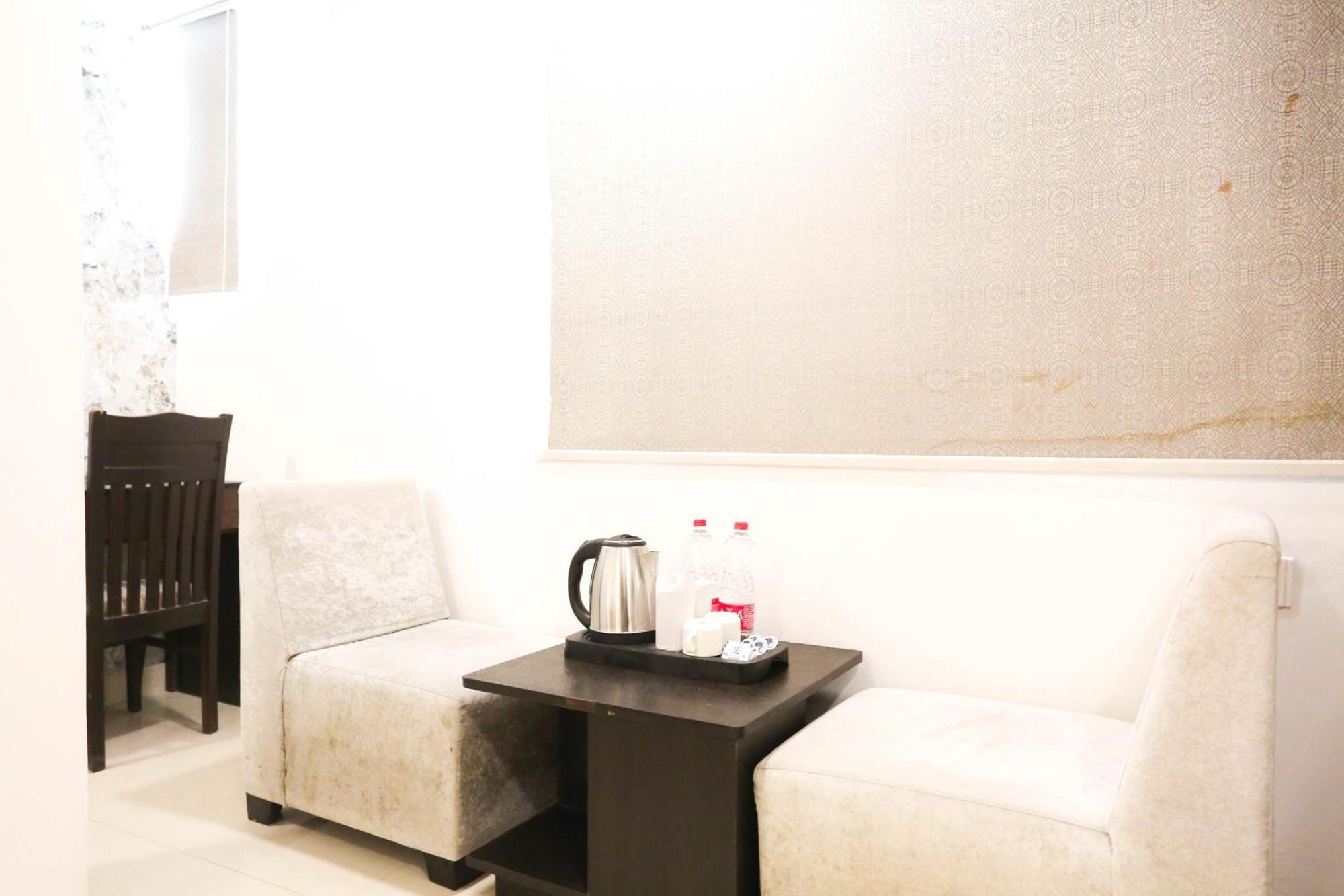 Hotel Aashiyana 뉴델리 외부 사진