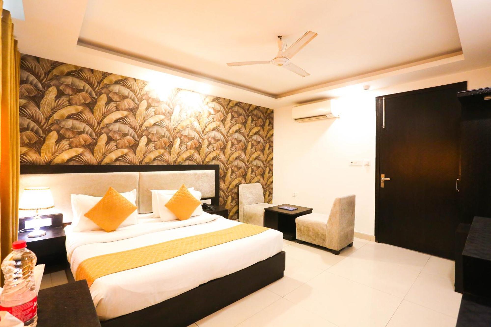 Hotel Aashiyana 뉴델리 외부 사진